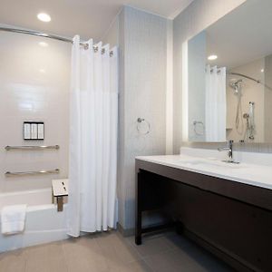 Queen Room Two Queen Beds Sofa Bed Tub Disability Access